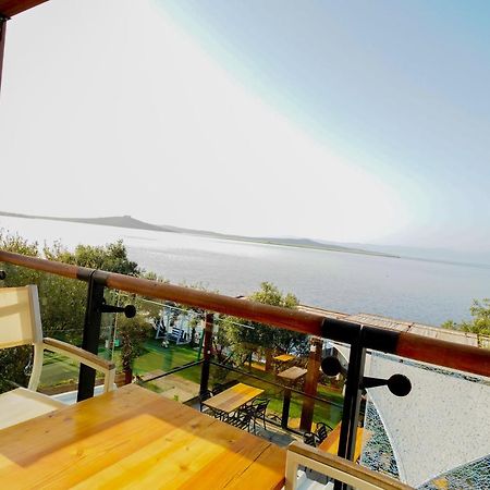 Qcunda Otel ไอวาลิค ภายนอก รูปภาพ