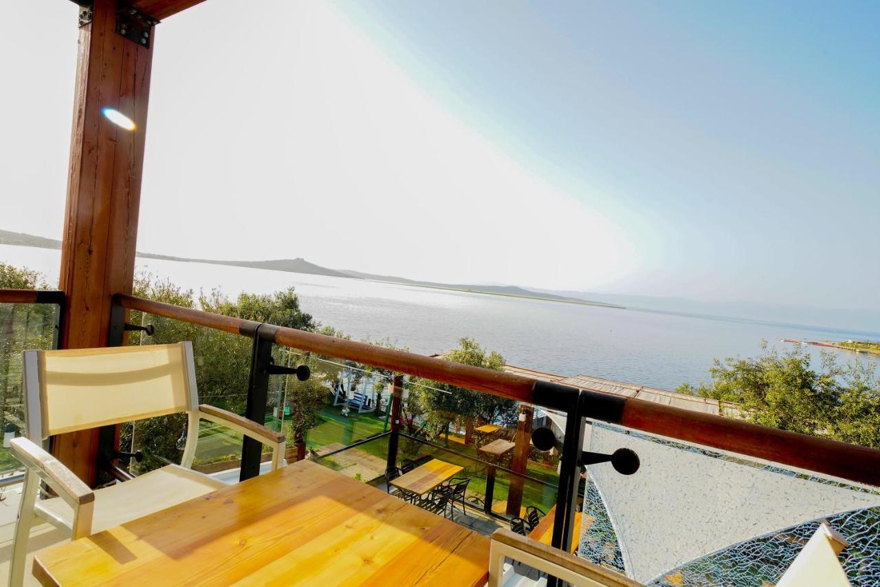 Qcunda Otel ไอวาลิค ภายนอก รูปภาพ