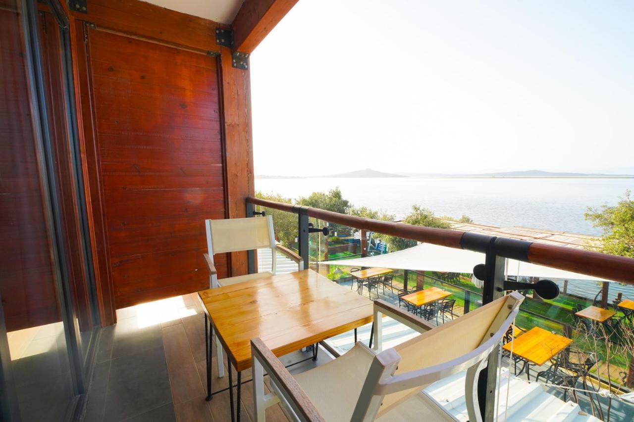 Qcunda Otel ไอวาลิค ภายนอก รูปภาพ
