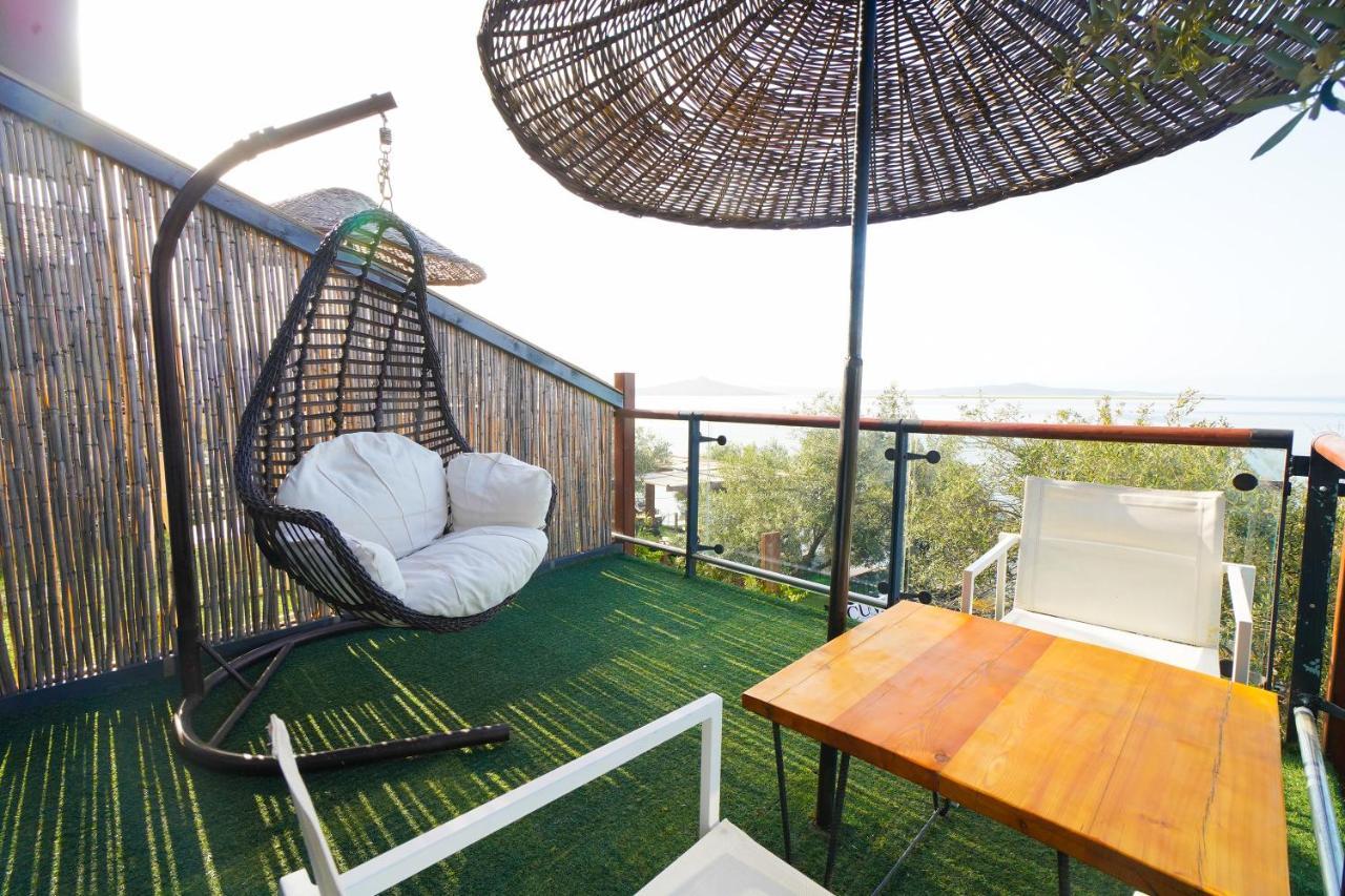 Qcunda Otel ไอวาลิค ภายนอก รูปภาพ