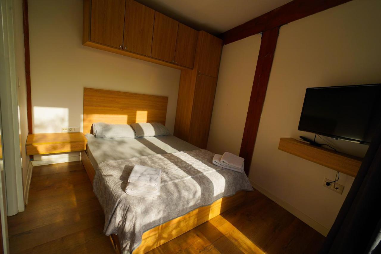 Qcunda Otel ไอวาลิค ภายนอก รูปภาพ